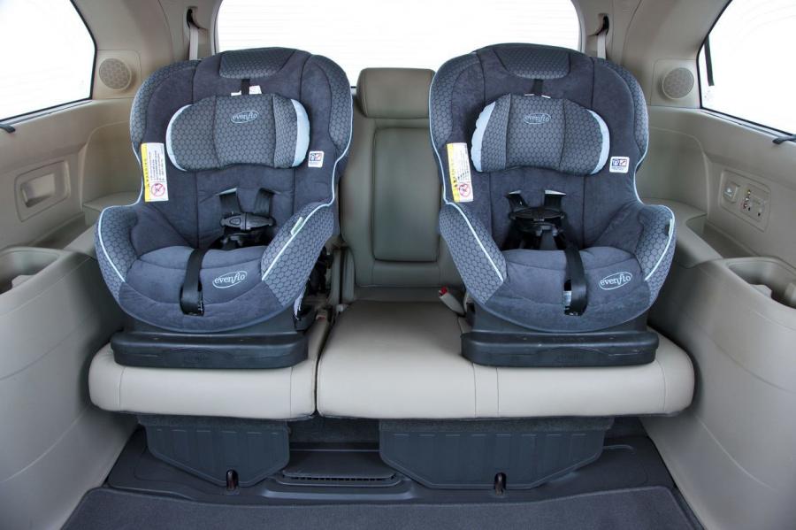  Honda Odyssey 2014 года  (фото 48 из 54)